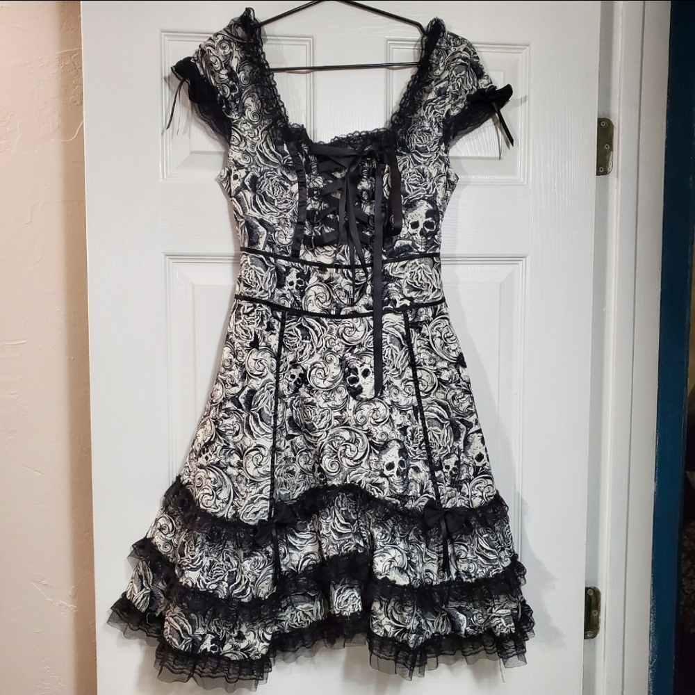 Living Dead Souls Lolita Style Gothic Baby Doll Dress with Skulls Rare Find